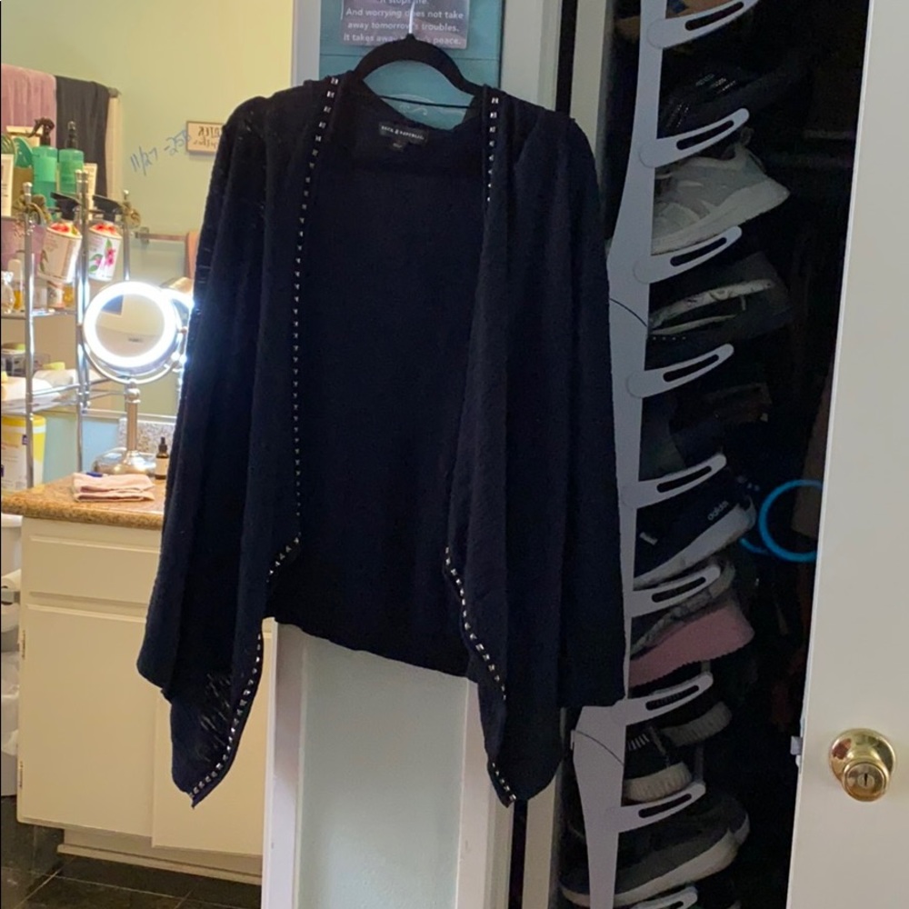 Women’s sweater
